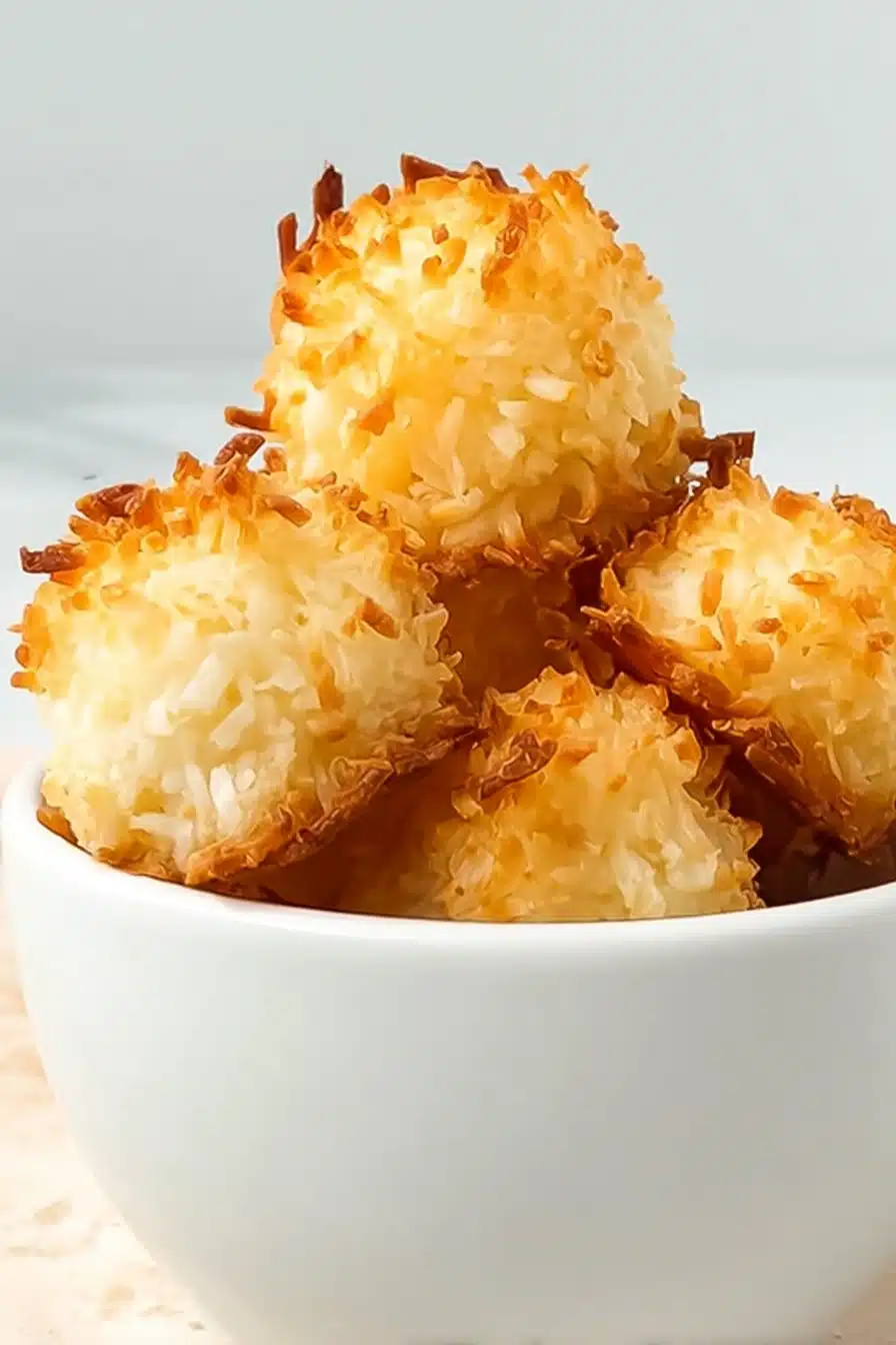 Keto Coconut Macaroons