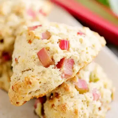 Easy rhubarb scones with golden edges and soft crumb